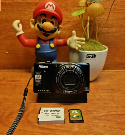 💥 Authentic Old-School Digital Camera – Limited Availability! 🕰️